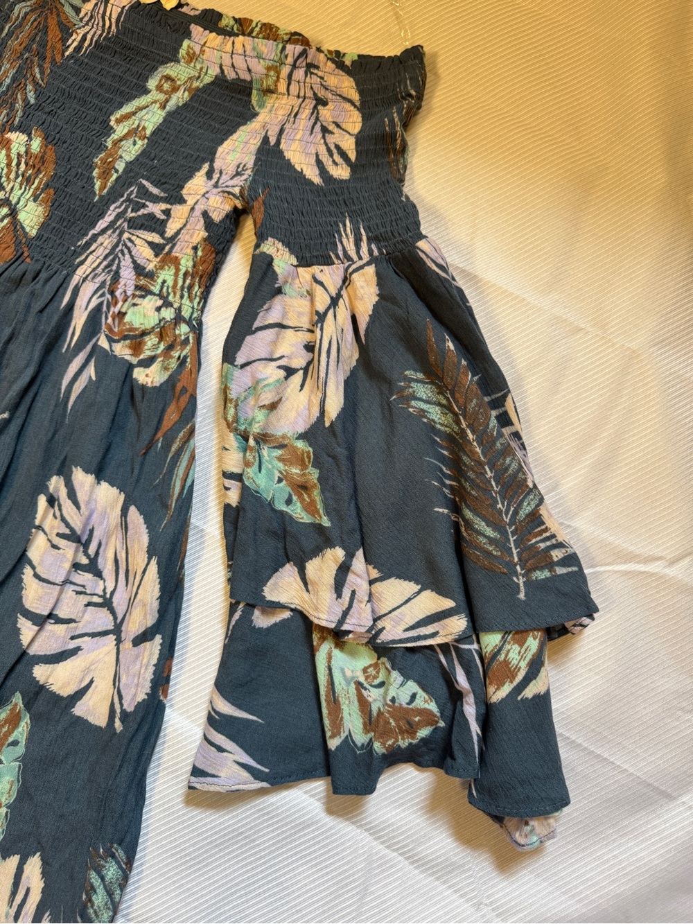 Illa Illa Anthropologie Boho Tropical Smocked Mini Dress L Vacation Resort - Picture 5 of 9
